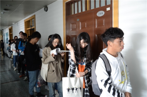 ����������